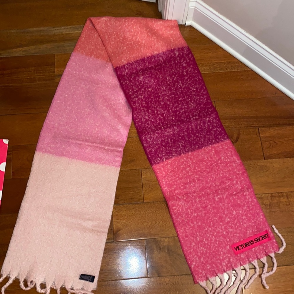 Victoria’s Secret Pink Scarf